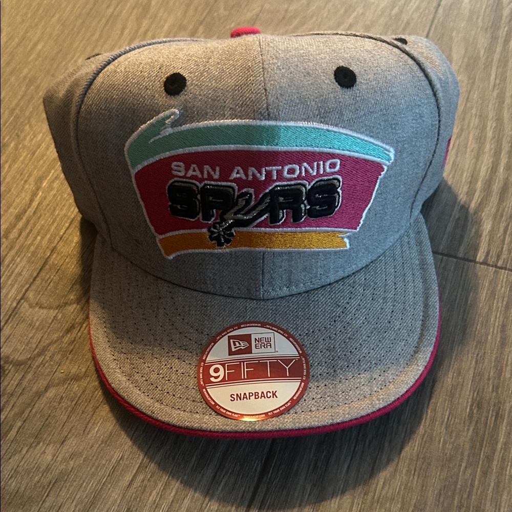 New Era Gray and Pink San Antonio Spurs Snapback
